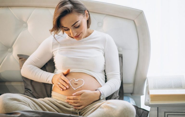 pomáha krémovanie brucha v tehotenstve?