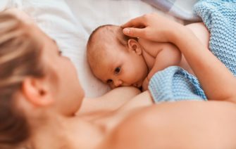 letné horúčavy môžu spôsobiť bábätku komplikácie