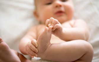 vývoj nožičiek a bedrových kĺbov novorodenca