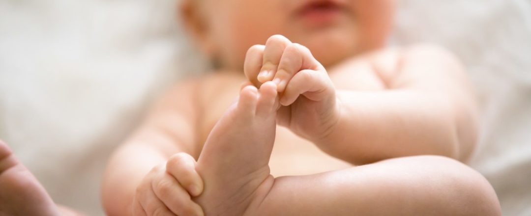 vývoj nožičiek a bedrových kĺbov novorodenca