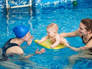kurzy plávania pre bábätká